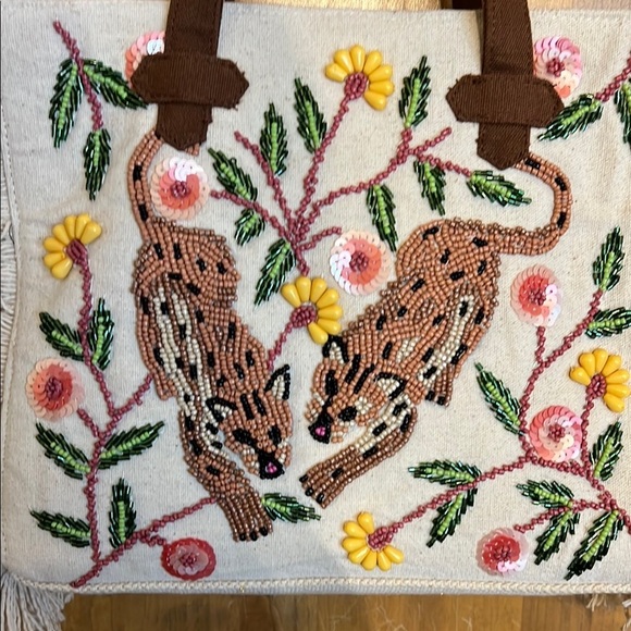 American & Beyond | Temur Leopard Fringe Tote w/ Crossbody Strap - Picture 4 of 13